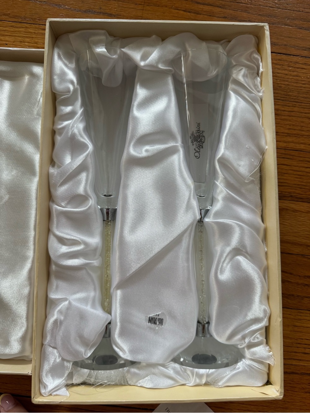 Oleg Cassini Clear Crystal Champagne Flutes - White